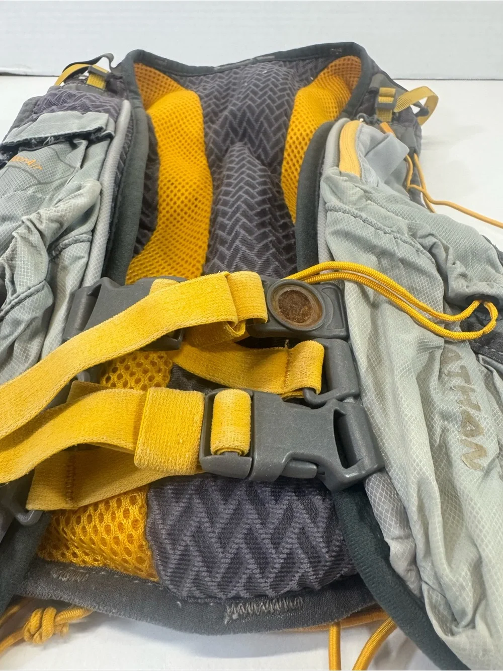 Nathan ultra light vapor air  Men's Running hydration Vest Backpack
